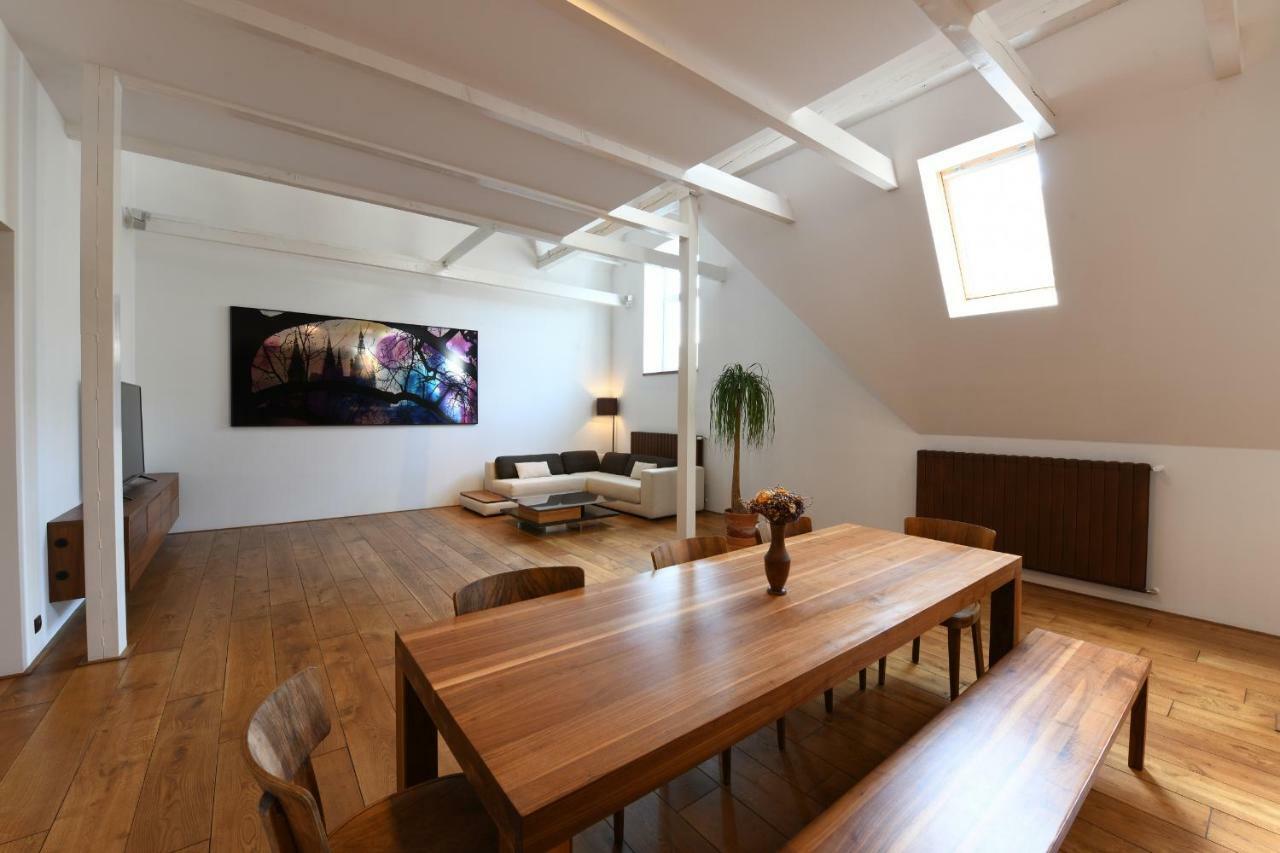 Loft Apartment Prague Luaran gambar
